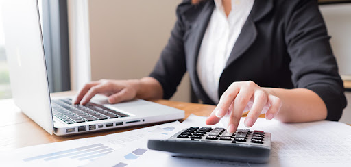  Dịch vụ Kế toán Thuê ngoài có ưu điểm và nhược điểm gì?